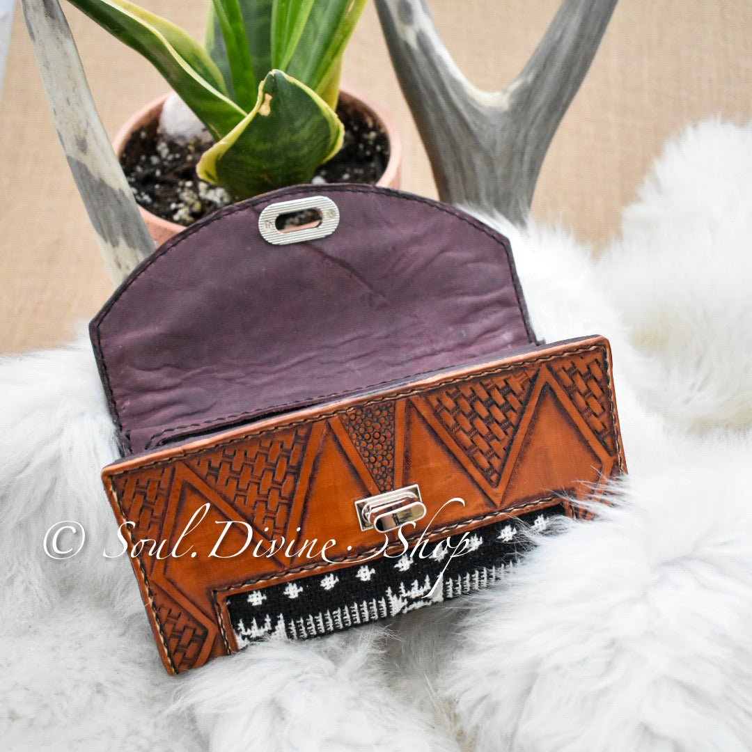 Basketweave Aztec Leather Wallet  - Prairie Buffalo